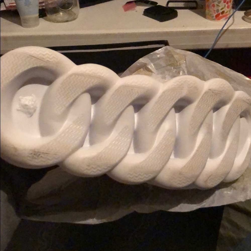 Versace Chain Reaction - Picture 5 of 7